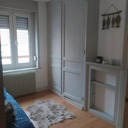 House In Between Lille And Mouscron Hébergement de vacances Tourcoing